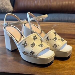 Gucci Cream Platform Sandals with Silver Accents